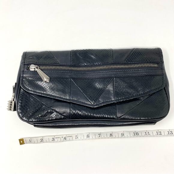 Sam Edelman Black Snakeskin Patchwork 100% Leather Edgy Trendy Envelope Clutch - Picture 2 of 8